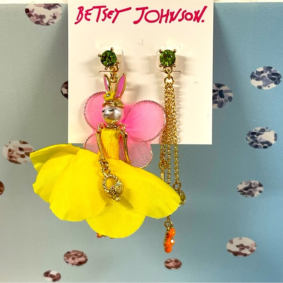 Betsey Johnson Jewelry - 💋NWT AUTH BJ BUNNY EARRINGS